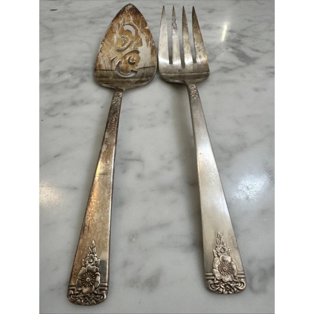 Wm Rogers International Jubilee Silverplated - 2 Piece Serving Pieces